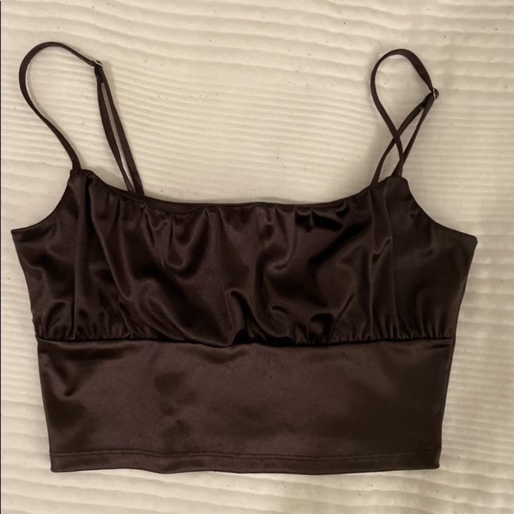 Cute going out crop top from H&M. Size small.
